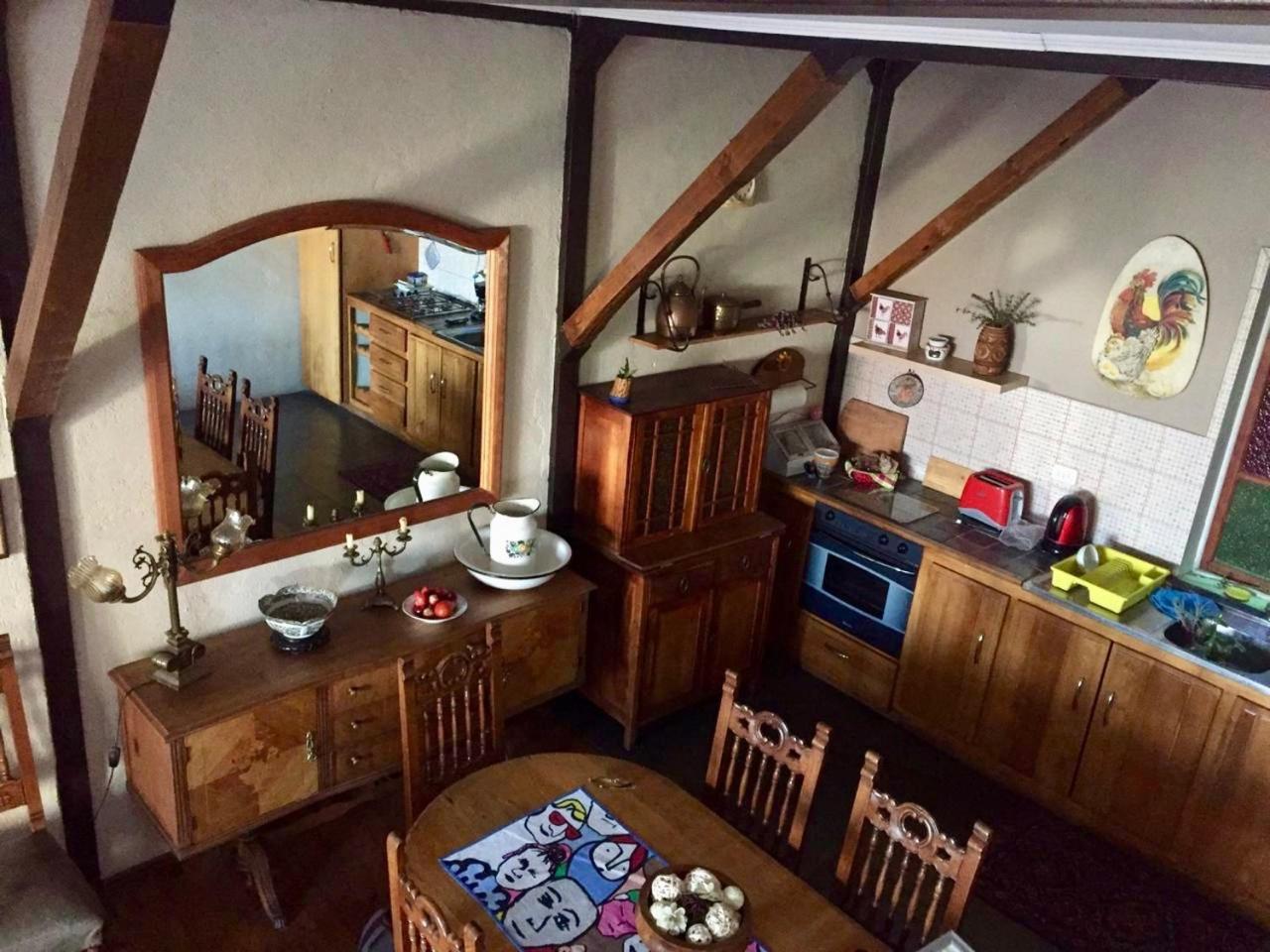 Casa Portena En Cerro Artilleria *
